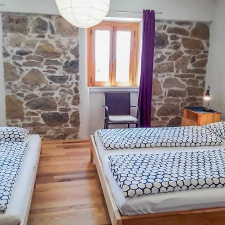 Nyaraló Stanina *
